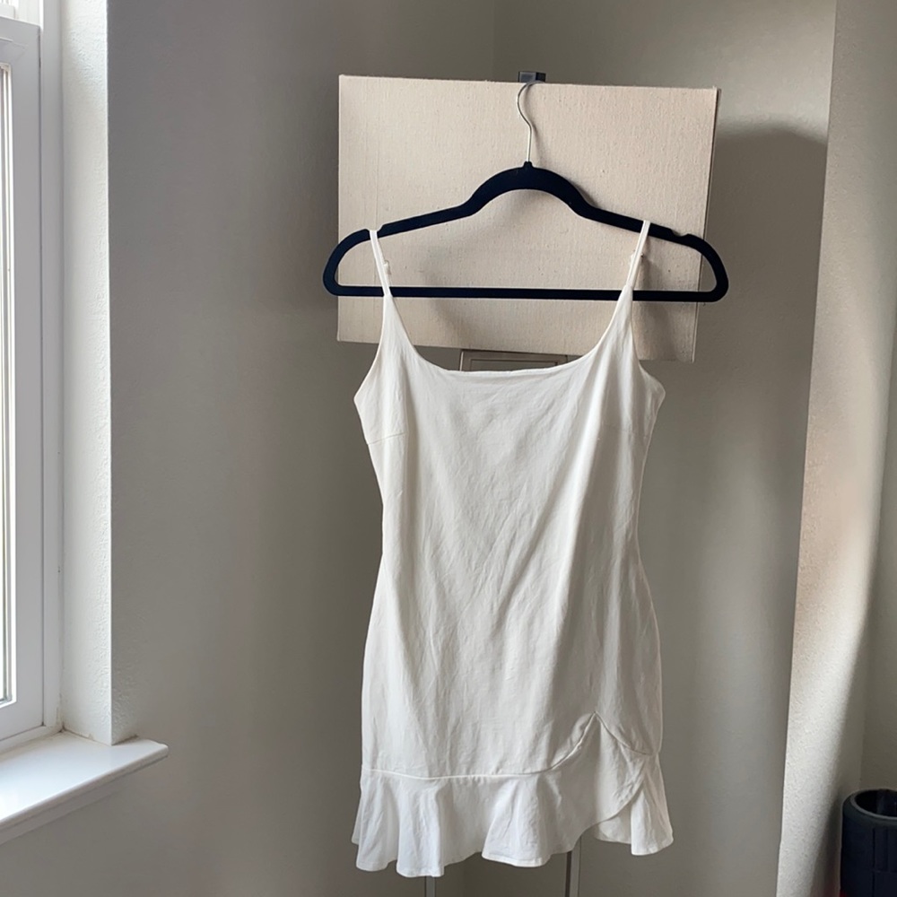 Princess polly white mini dress size 4